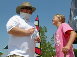 556678_10150902631174526_550781367_n